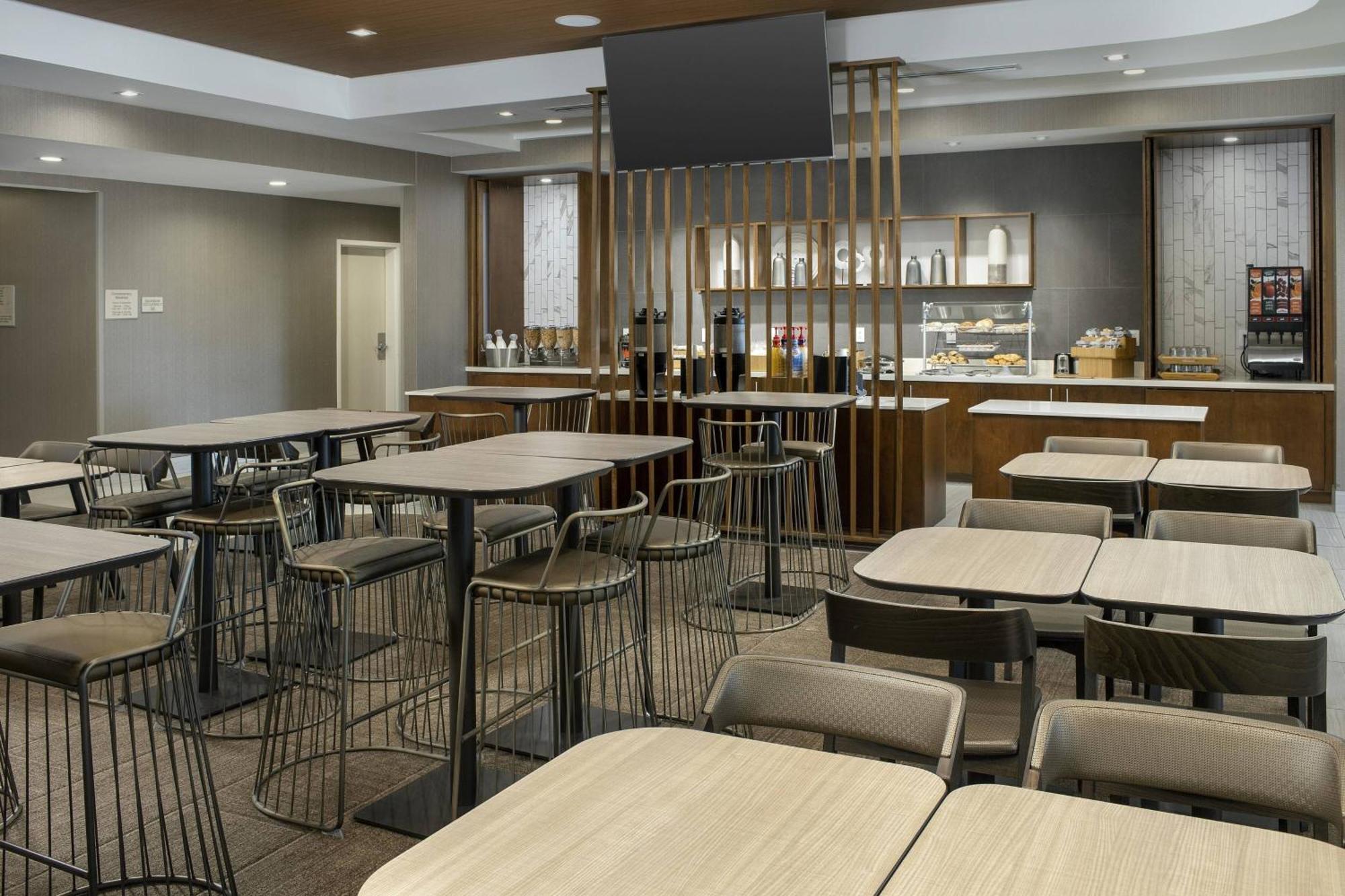 Springhill By Marriott Loveland Collins/windsor Hotel
